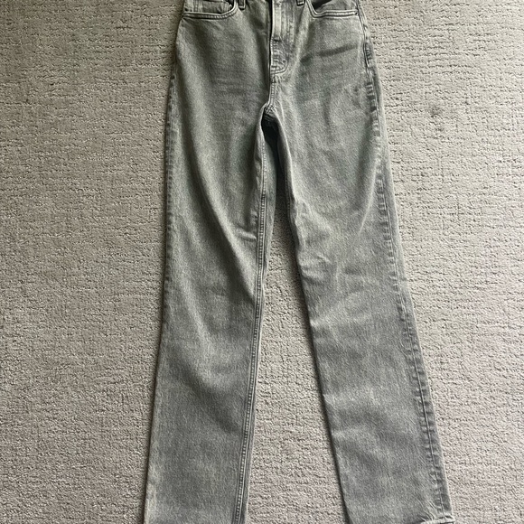 Abercrombie the 90’s straight ultra high rise jeans - Picture 4 of 4